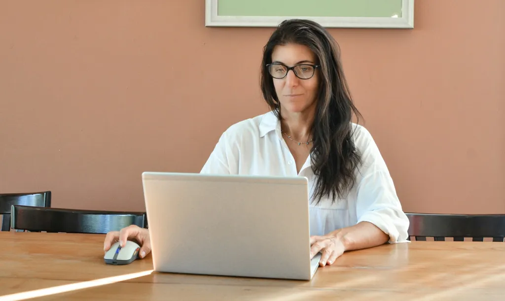 How to teach English online without experience