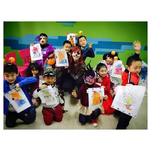 Falling in love with China: Holly’s TEFL story