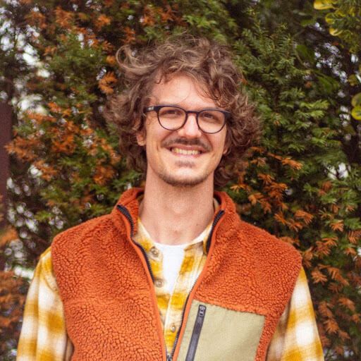 Roland, 120–hour Premier Online TEFL course